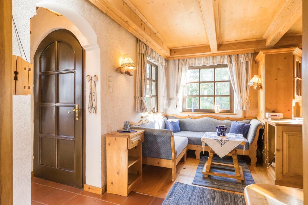 Ferienhaus Knusperhäuschen Ober St Veit By Ichbucheat